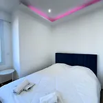 Appartamento Amoremio - 4 Pers Neuf- Hyper Centre - Terrasse Saint-Raphaël