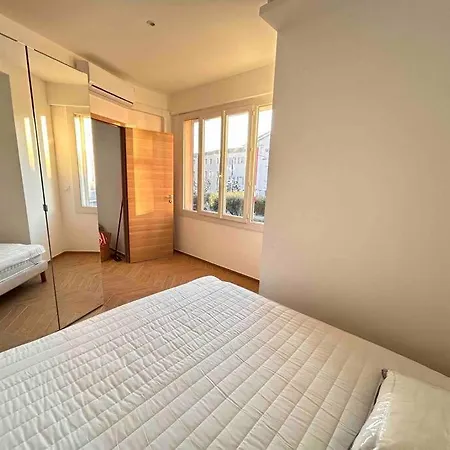 Apartmán Amoremio - 4 Pers Neuf- Hyper Centre - Terrasse