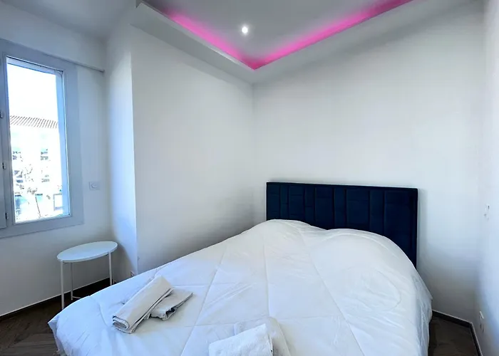 Apartmán Amoremio - 4 Pers Neuf- Hyper Centre - Terrasse Saint-Raphaël